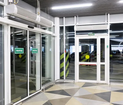 ТЕПЛОМАШ Тепловая завеса КЭВ-29П2121W